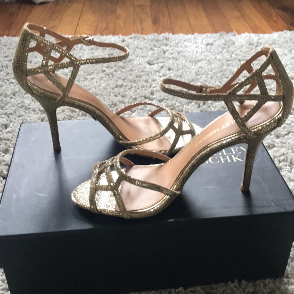 Badgley Mischka gold heels